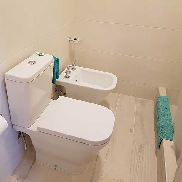 A UNA CUADRA DEL MAR miniatura 6