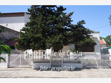 Alquiler de Casas foto 1